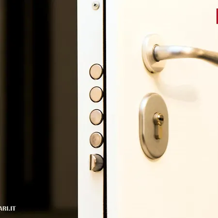 شقة Bilocale In Via Carducci -portoria